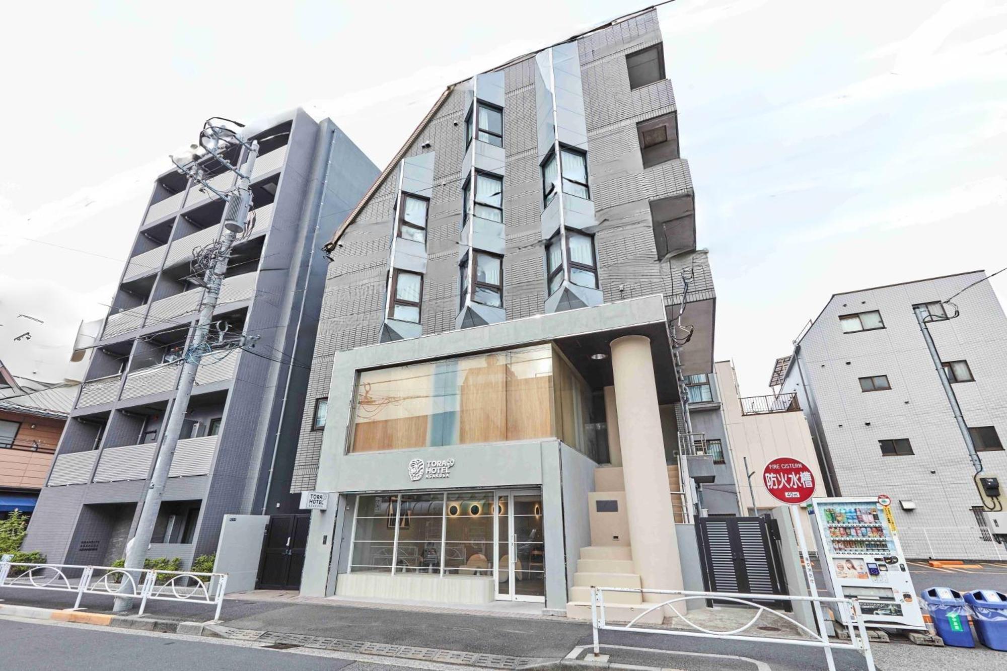 Tora Asakusa Albergue *